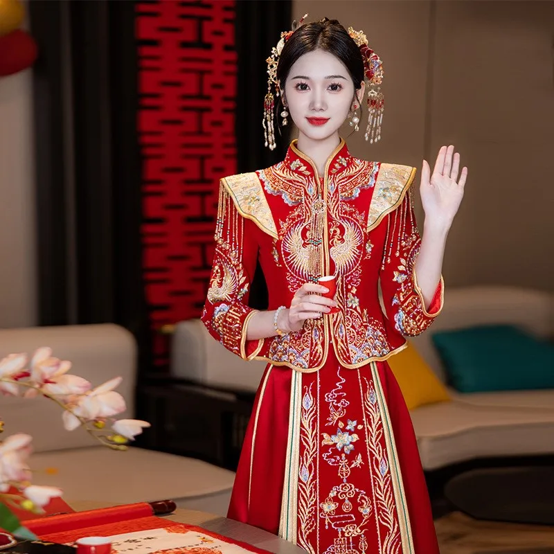 New Chinese-style wedding dress dragon and phoenix gown with embroidery for toasting