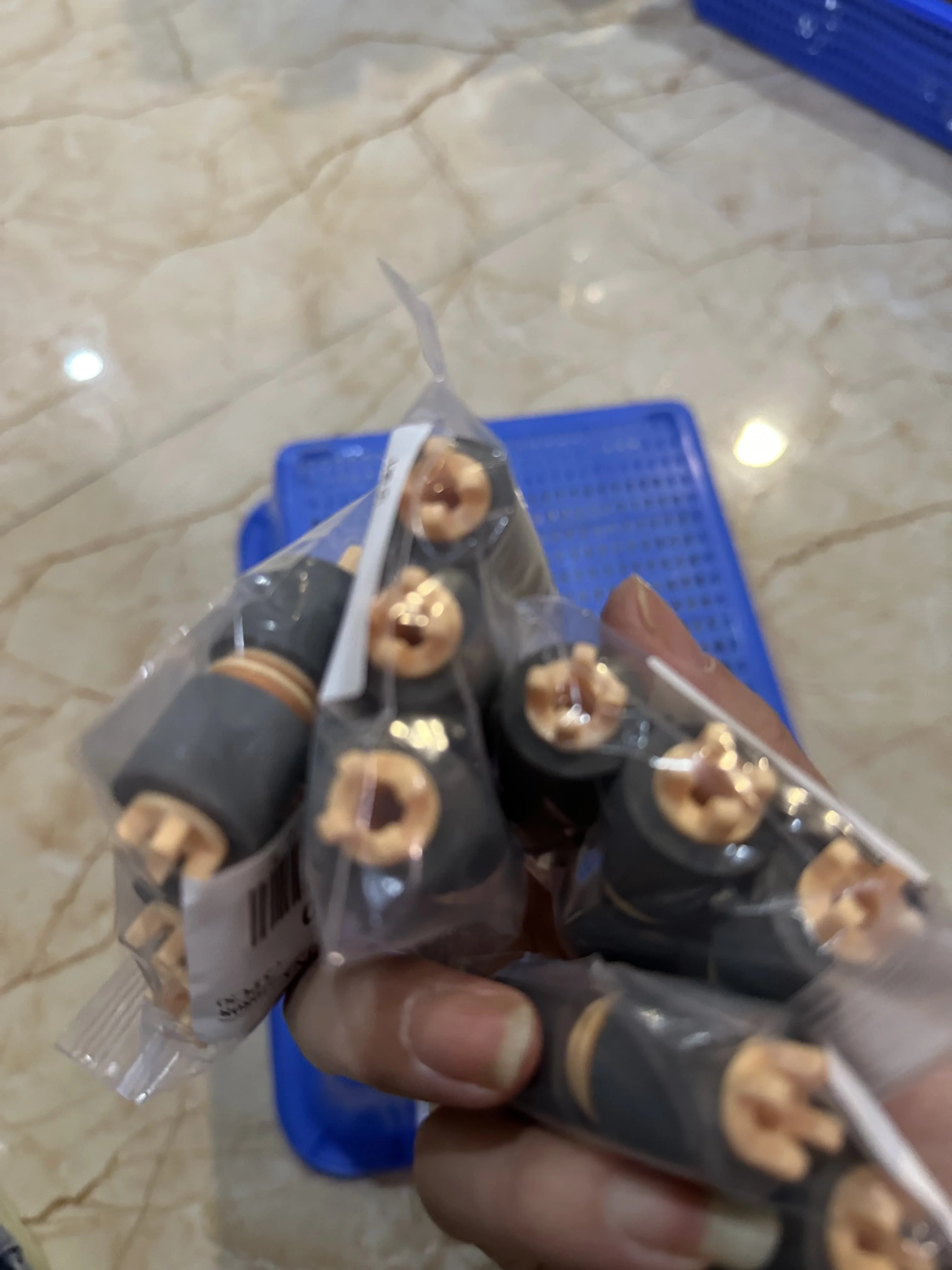 

12 шт. ролик захвата бумаги для Xerox DocuColor 5065 6075 240 250 242 252 260 7025 7030 7035 8000 550 560 570 2060 3060 3065