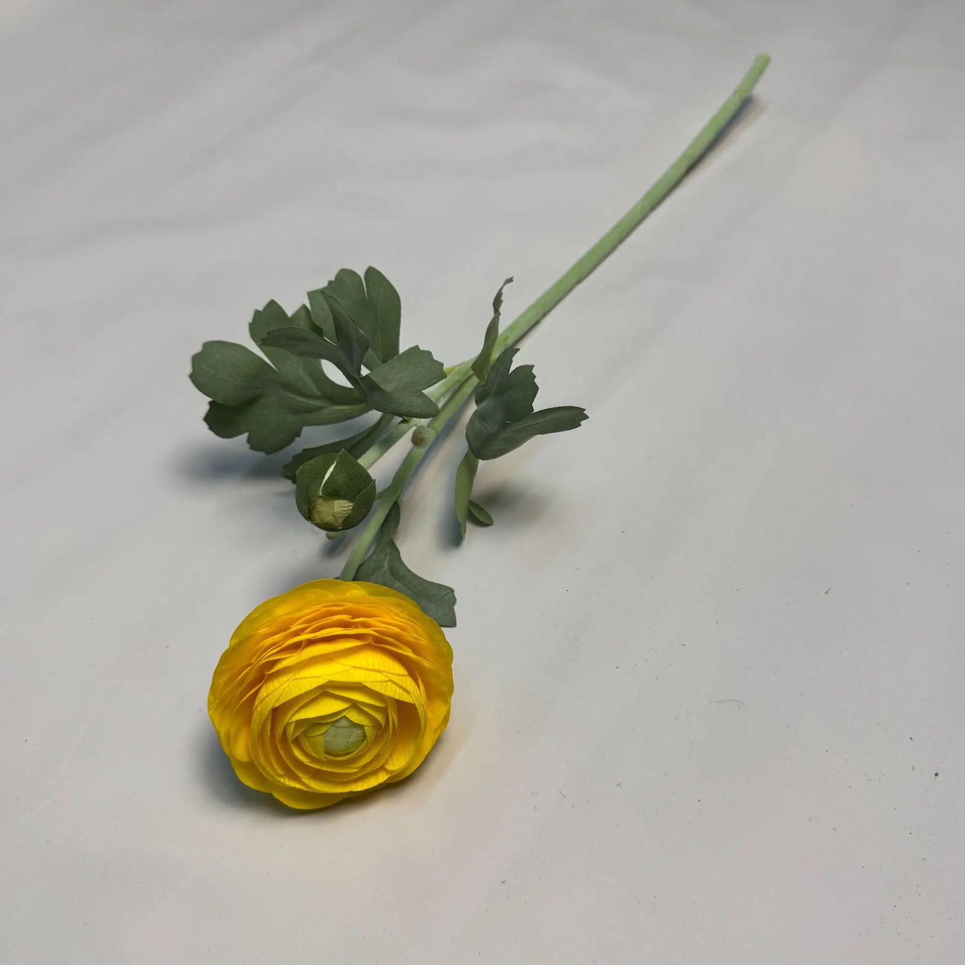 4 Stücke, angenehm anzufassen, feuchtigkeitsspendend, 2-köpfige Butterblumen, Dekoration für den Esstisch zu Hause, echt anfühlende künstliche Lotusblumen für Hochzeiten. – Detail 11