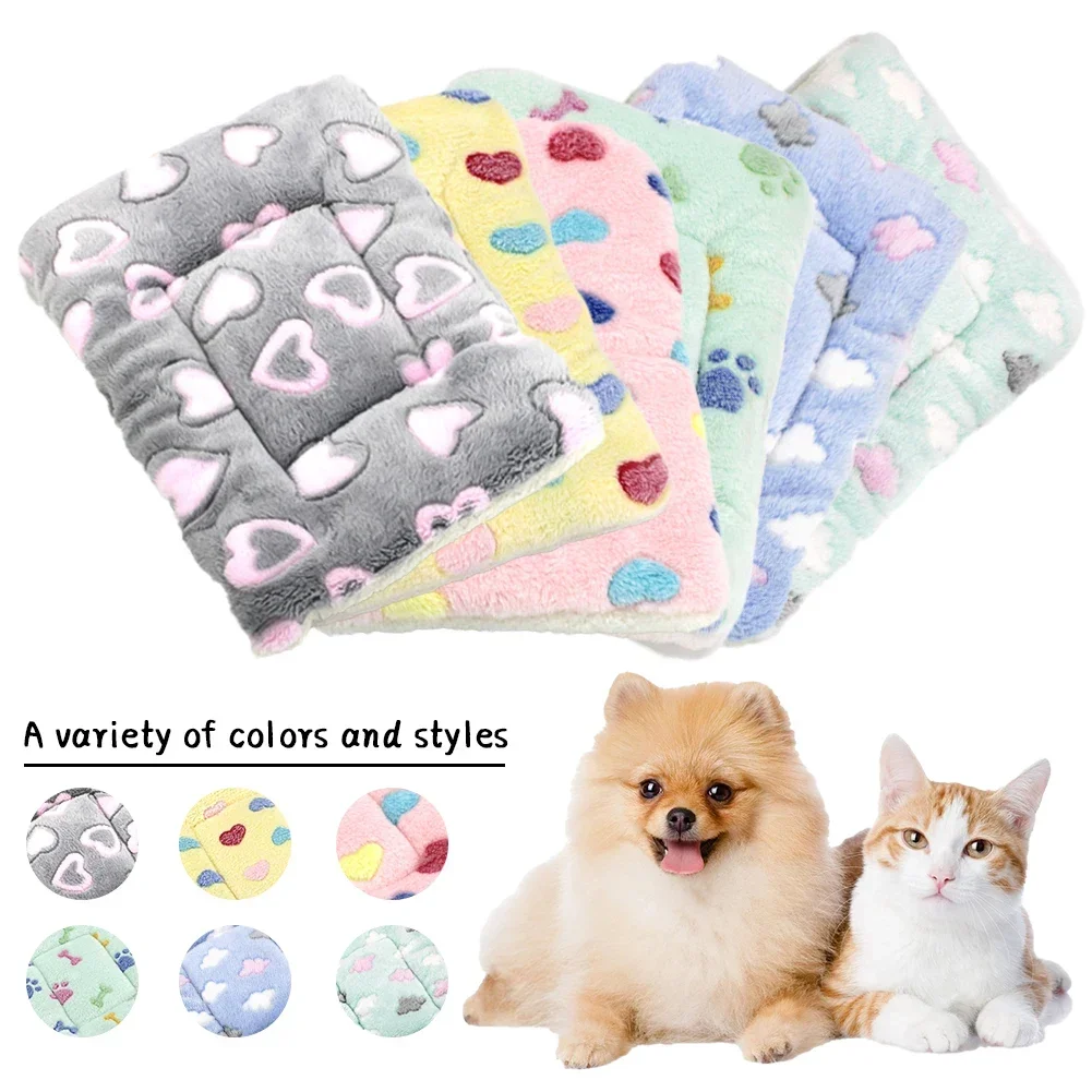 4 Sizes Warm Pets Bed Mat Cover Towel Cute Paw Cat Dog Fleece Soft Blanket for Small Medium Large Dogs Blankets Supplies