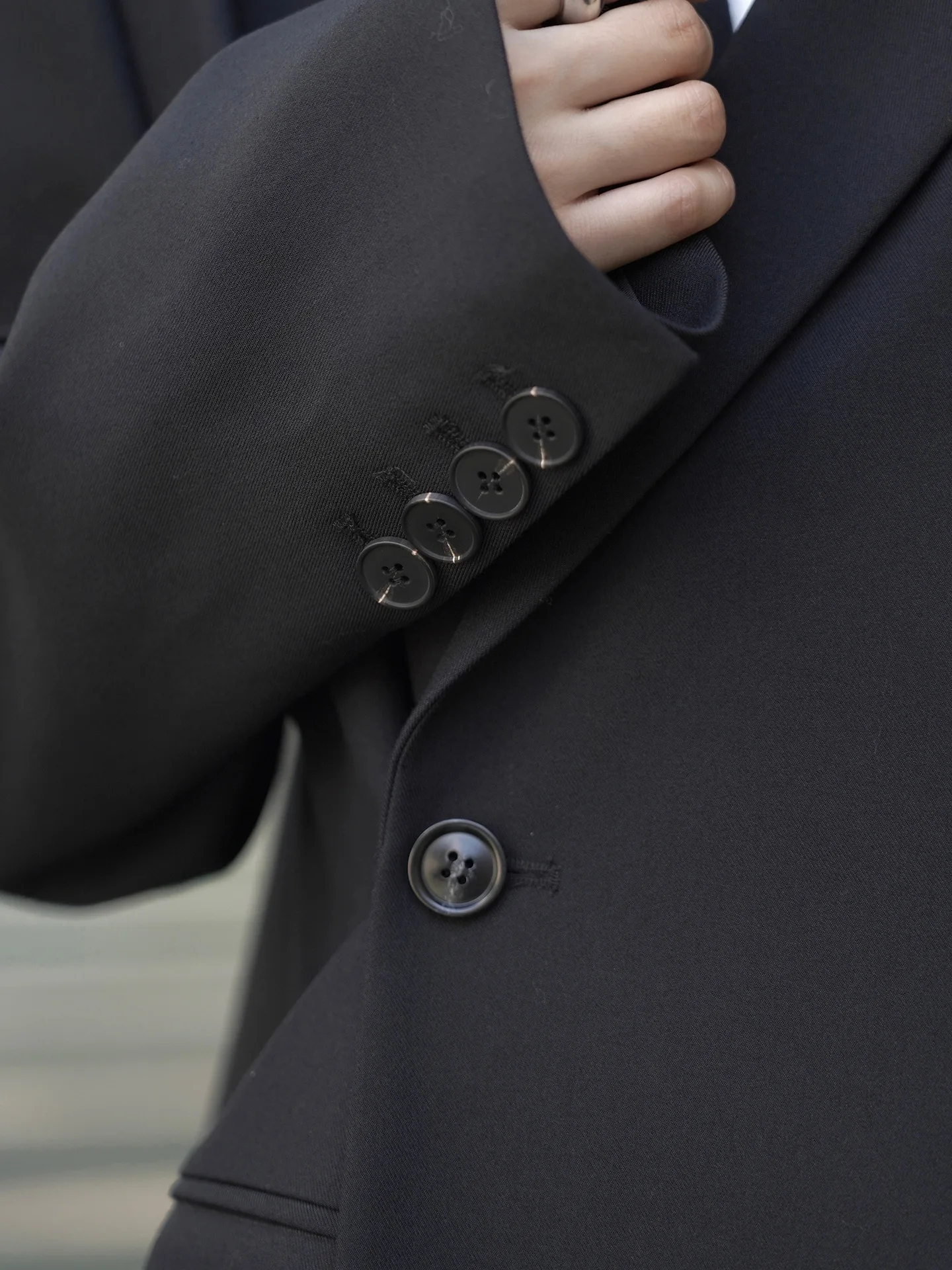 سترة شتوية غير متناظرة بفتحة أمامية وخلفية فضفاضة مناسبة للتخسيس للنساء #2