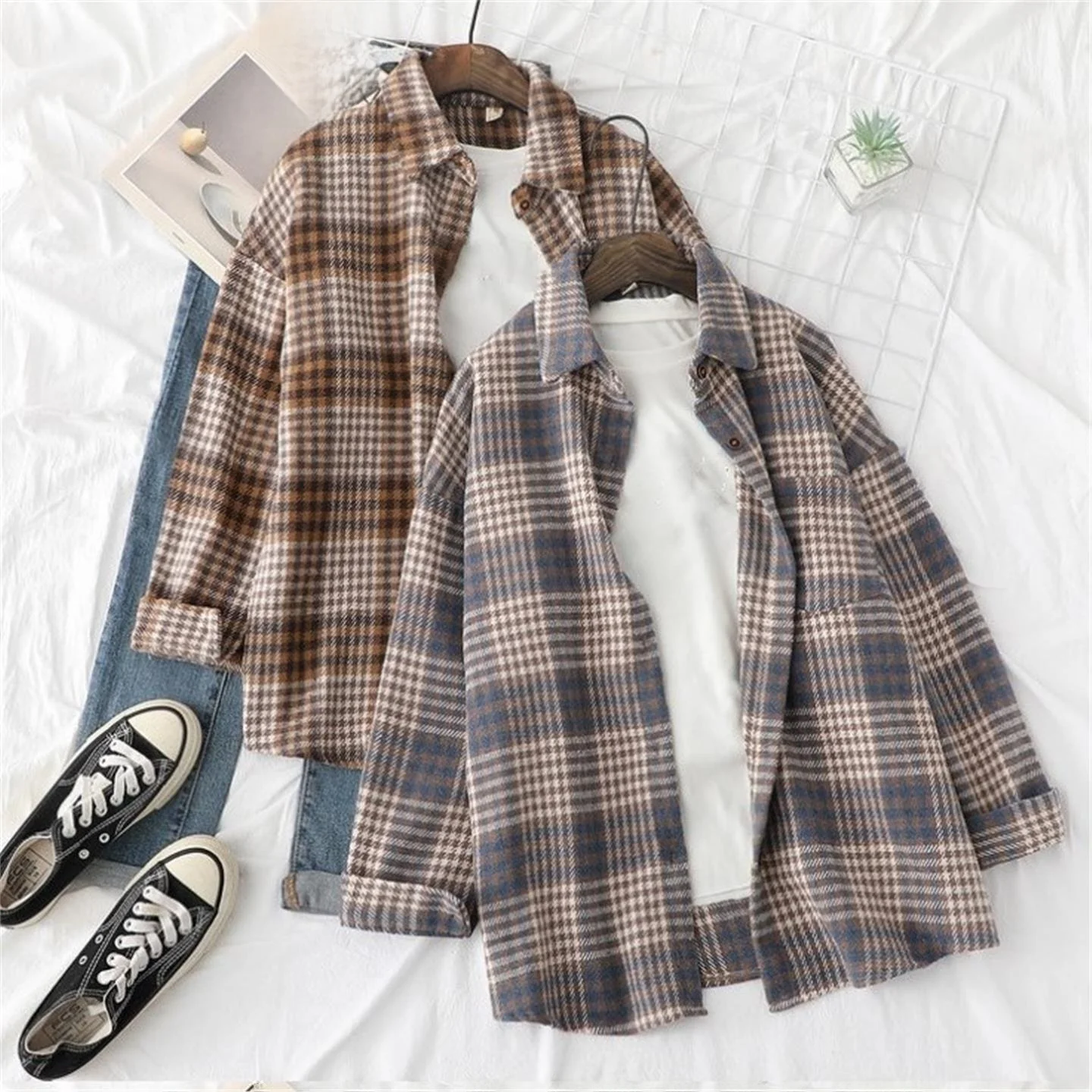 

Свободная утепленная клетчатая рубашка для женщин, новинка весна-осень, в корейском и гонконгском стиле, винтажная верхняя одежда, ретро-текстура с эффектом браширования