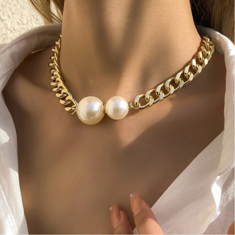 

Niche Personality Imitation Pearl Necklace Clavicle Female European And American Ornament Geometric Trend Thick Chain Simp