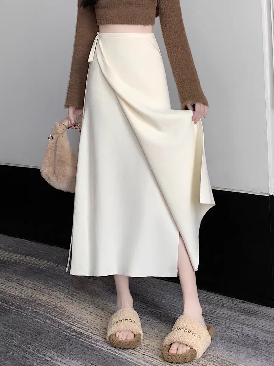 Gonna longuette in maglia drappeggiata con cravatta in vita Design avvolgente in un unico pezzo Autunno 2025 Gonne chic da donna