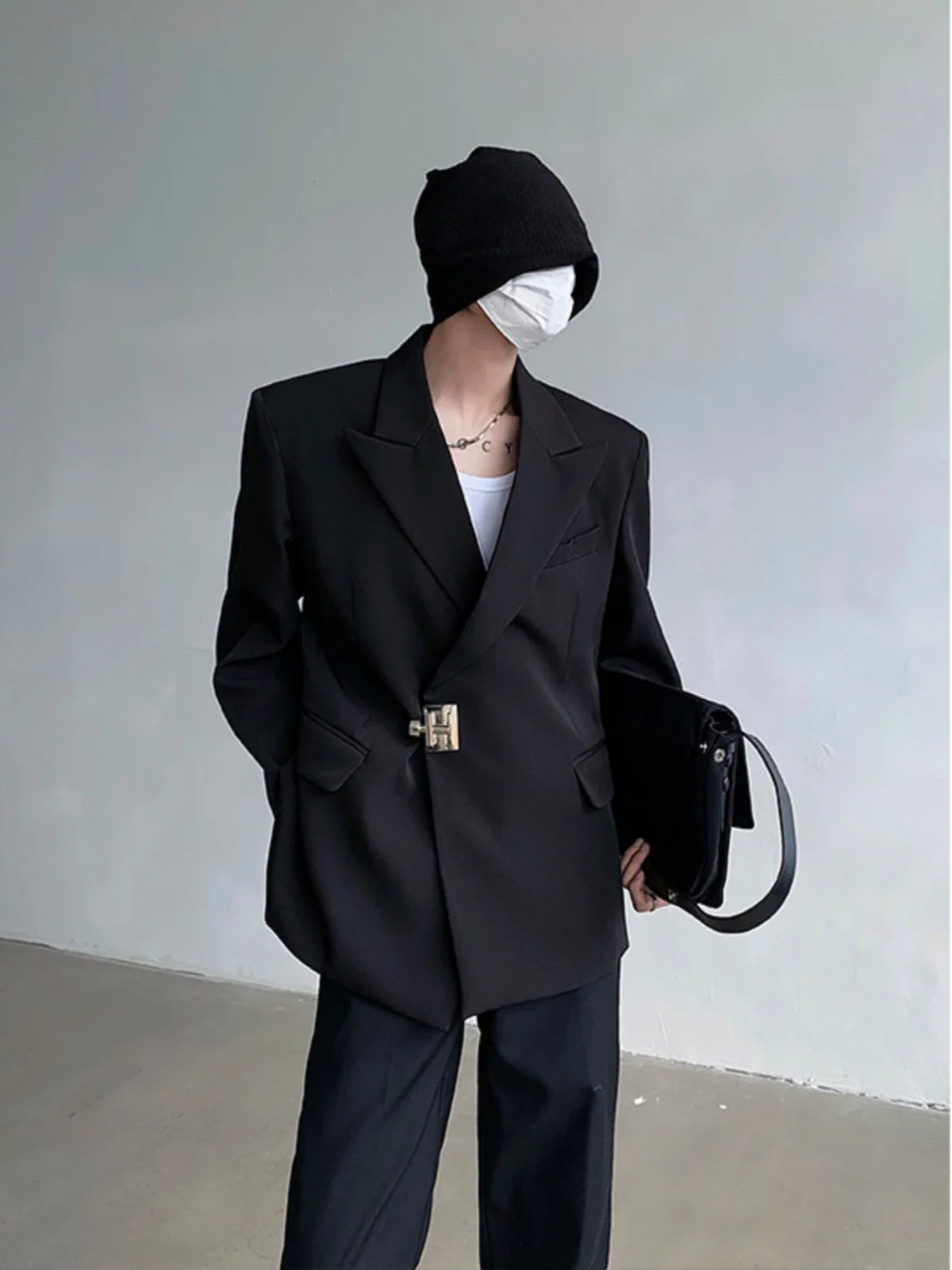 

Deconstructed oulder Pad Suit Jaet for Men Casual Loose Metal Embellied Top Trendy Korean Sle Spring Wear