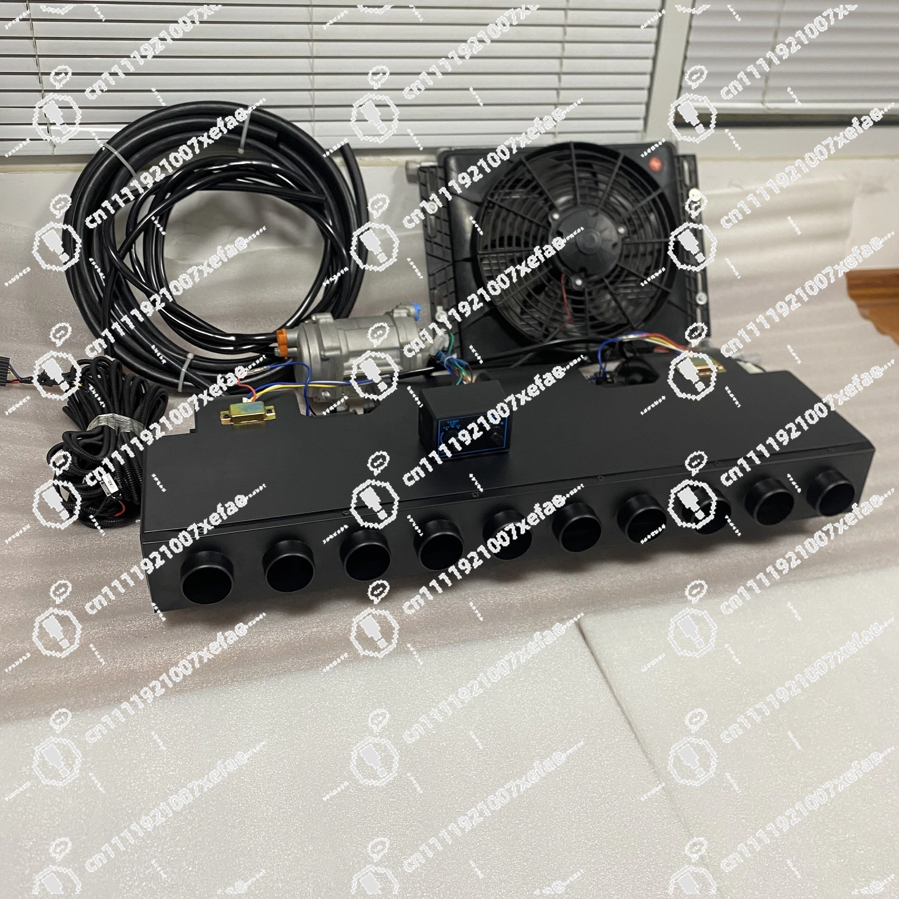 High-quality Ultra-quiet Air Conditioning System 12V/24V for Buses, Trucks, RVs and Retrofitted Vintage Vehicles