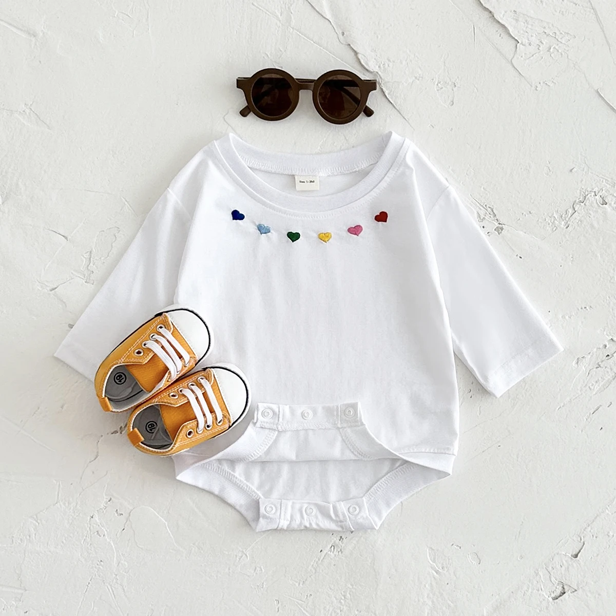 0-18M Baby Girls Bubble Romper Autumn Toddler Baby Infant Boys Heart-Shaped Embroidery Button Bodysuits Cotton Newborn Clothes