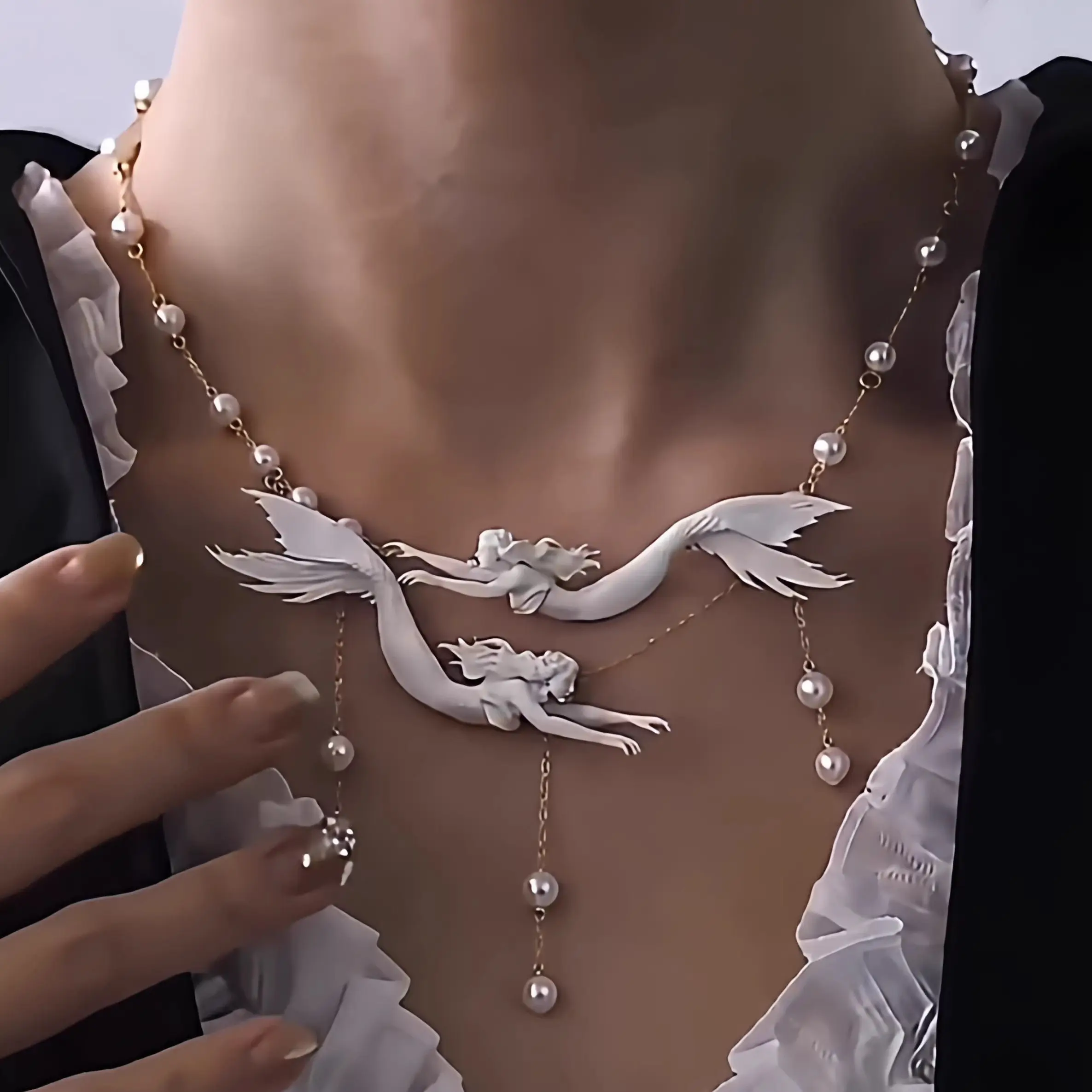 Twin Mermaid Necklace Perlas Barrocas Naturales Retro Elegant Cold Style Clavicle Chain Collares Para Mujer Jewelry Regalos