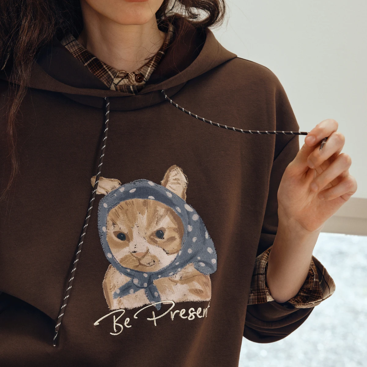 OLrain 2025 Women's Autumn Hooded Sweatshirts Cartoon Cute Print Loose Tops Casual Commute Knitwear Female Clothing O57QR000995