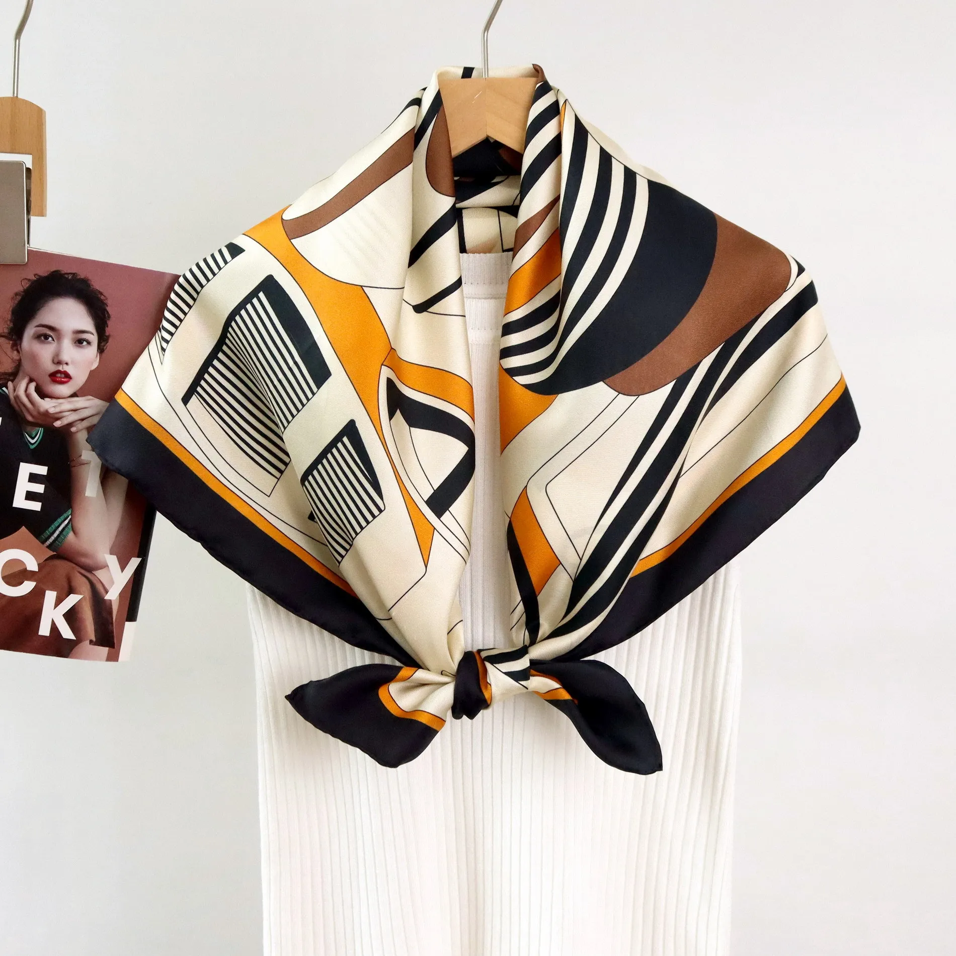 

Luxury Silk Scarf 90CM Mulberry Shawls Hand-Rollerd Edges Bandanas Women Accessories Head Hair Bag Decorations