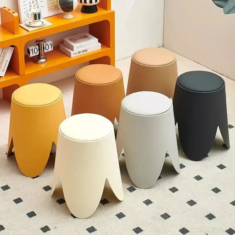 

Пластиковый экологически чистый обеденный стул, кожаный домашний утолщенный стул для гостиной, устойчивый, нескользящий, простой, штабелируемый