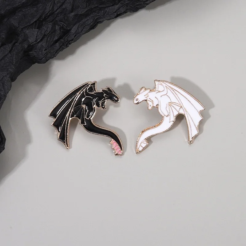 2pcs/set Anime Dragon Enamel Pins Toothless Black White Dragon Brooches Backpack Lapel Badge Funny Jewelry Gift for Kids Friends