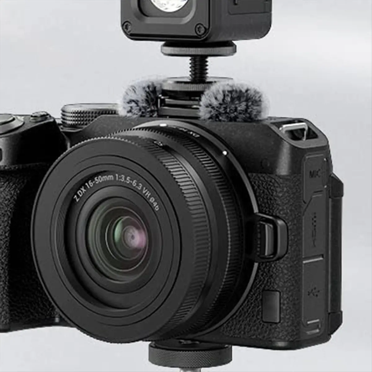 AT33 Noise-Reduction Windsheild Made of Nylon and Fiber, with Cold Shoe Adapter and Rubber Cushions for Nikon Z 30-3859