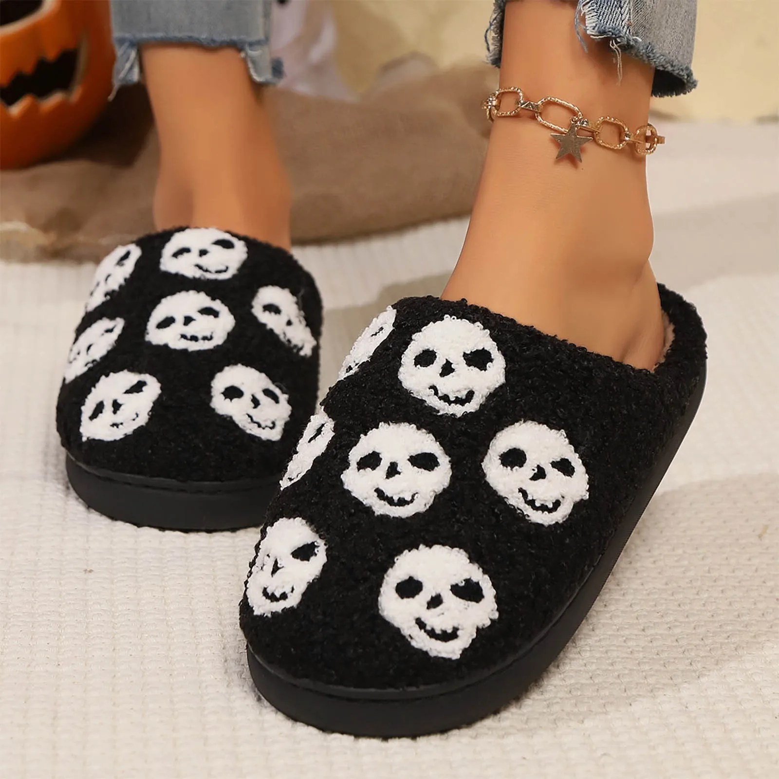 Halloween Cotton Fluffy Slippers Skull Cartoon Warm Winter Cotton Slippers Men and Women's Couple Home Indoor Cotton Slippers