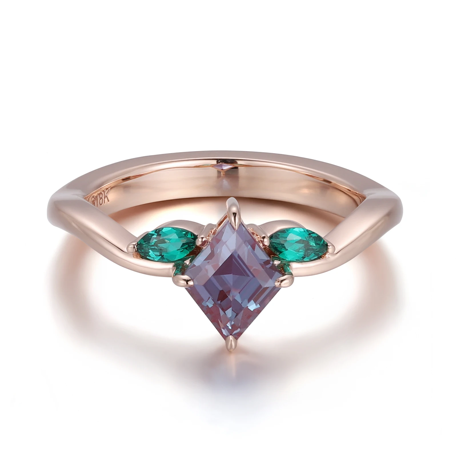 

Provence 18K Rose Gold Three Stone Ring With 6*8mm Rhombus Lab Alexandrite Gem For Women Twisted Badn Fashion Design Anniversary