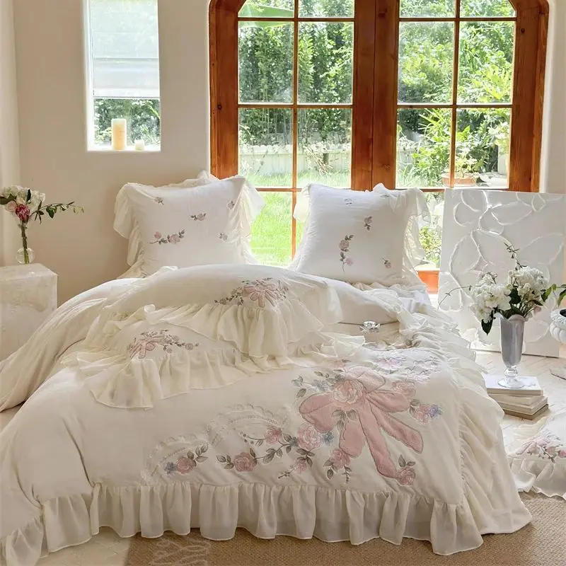 4Pcs Winter Bedding Set Pink Bow Flowers Embroidery Lace Ruffles Short Plush Milk Velvet Duvet Cover Set Bed Sheet Pillowcases