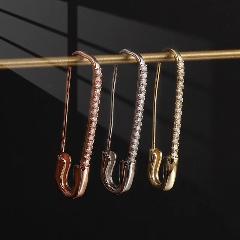 Niche Creative Design Paper Clip U-Shaped Men's and Women's Hypoallergenic Copper Earrings Personalized Fashion Items