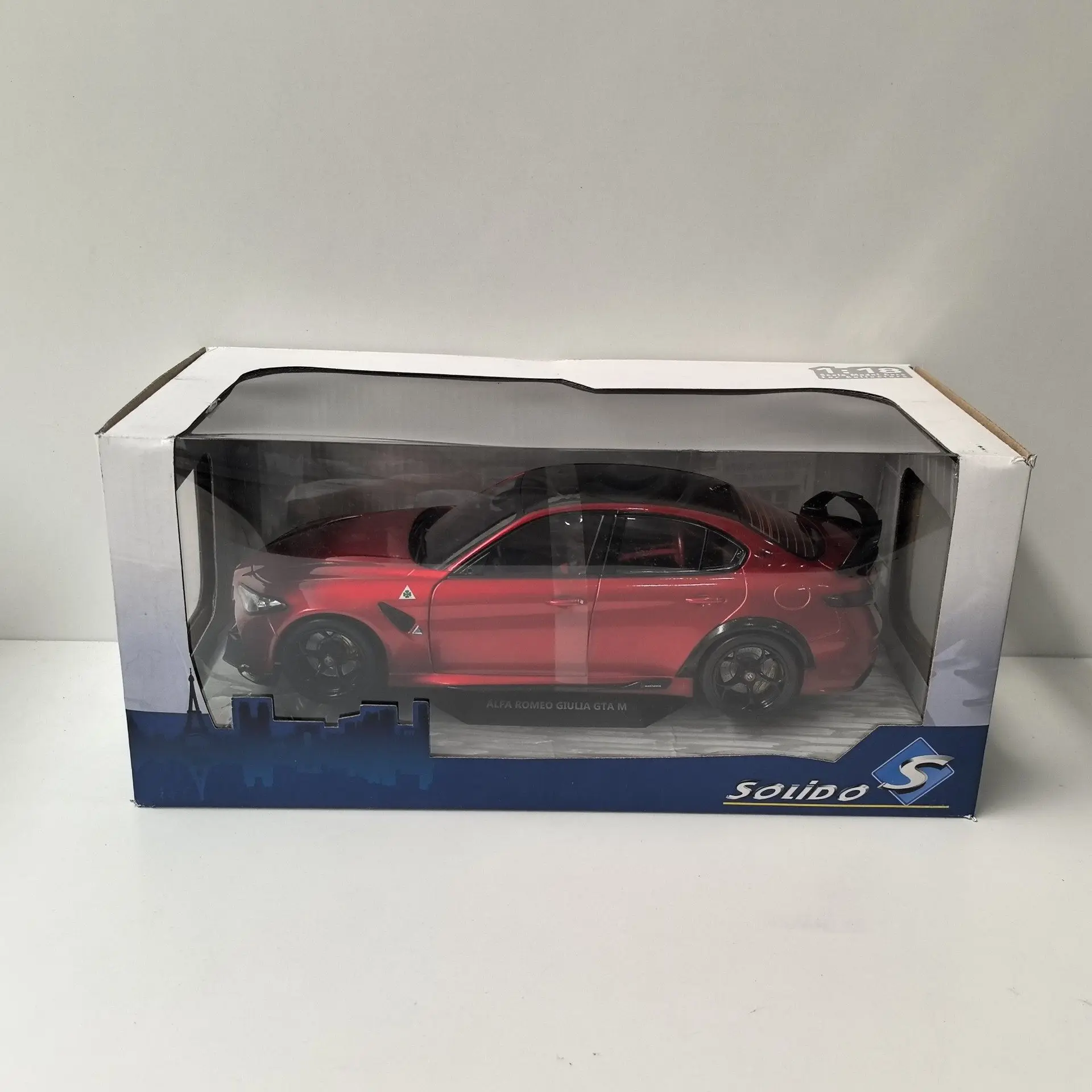 Diecast Solido 1/18…