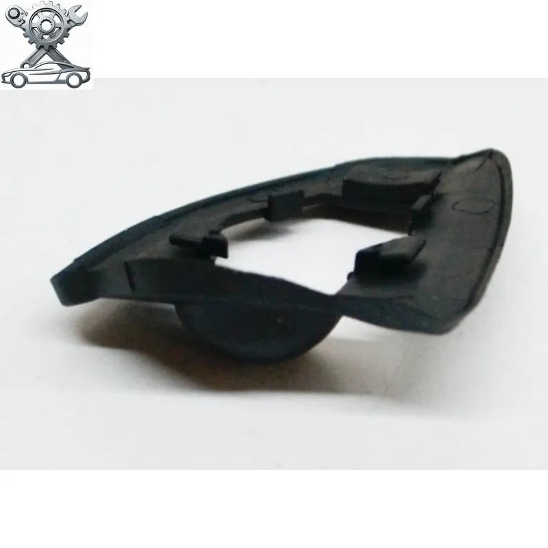 51218243629 Left Outer Door Handle Base Pad Seal Gasket For BMW X5 E53 4.4i Top Line Sport Utility 4.4L 3.0L 2000-2006 8243629