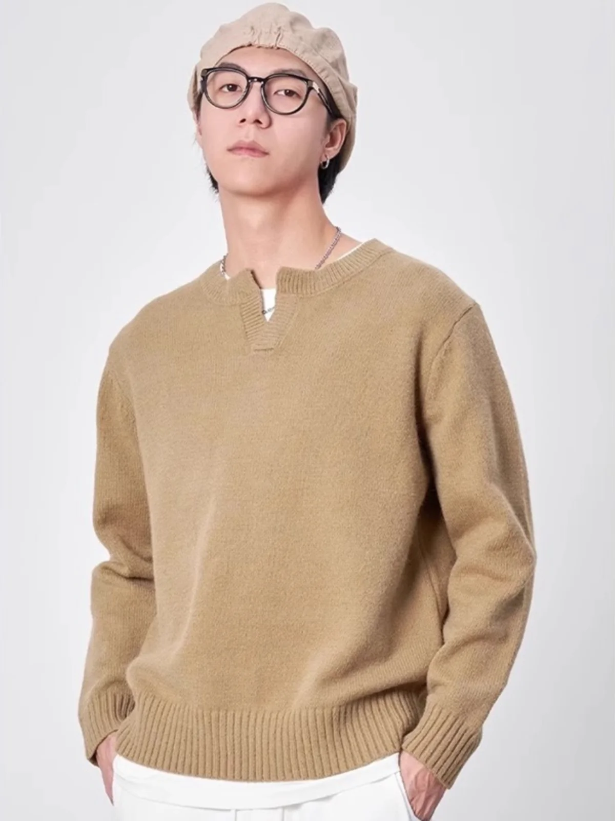 

Мужской однотонный вязаный свитер с V-образным вырезом на осень-зиму, повседневный, с длинным рукавом, мягкий, универсальный базовый слой, трикотаж