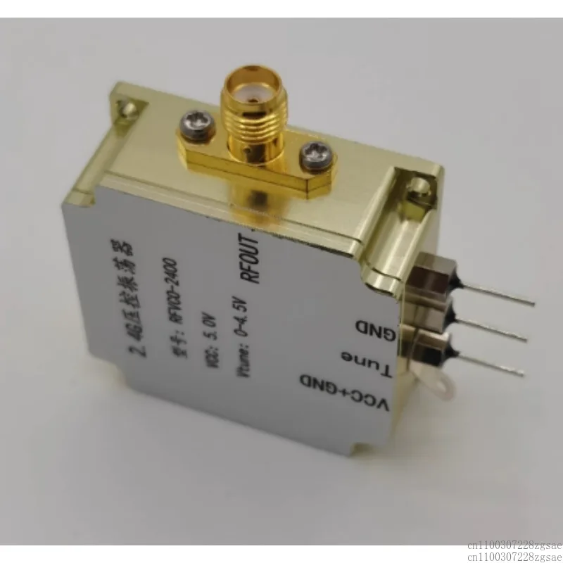 

Voltage Controlled Oscillator 2.4G RF, Microwave, Module VCO Sweep Signal Source, Voltage Controlled Signal Source