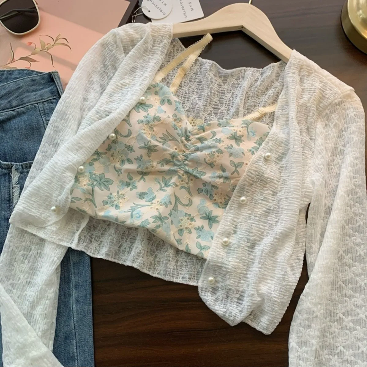Ice Silk Sun Protection Light Weight Lace Short Cardigan Women's Summer Outerwear with Strap Vest Top Cover up Coat