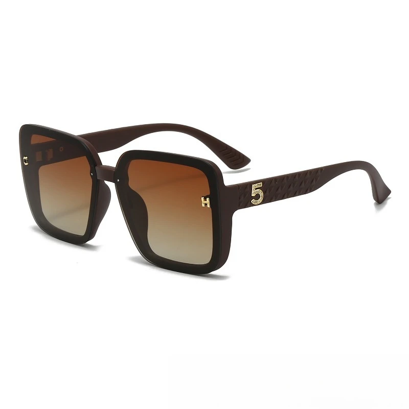 

​​2025 Light Luxury Oversized Sunglasses Women, Black Retro Frame Face Slimming UV400 for Driving & Travel