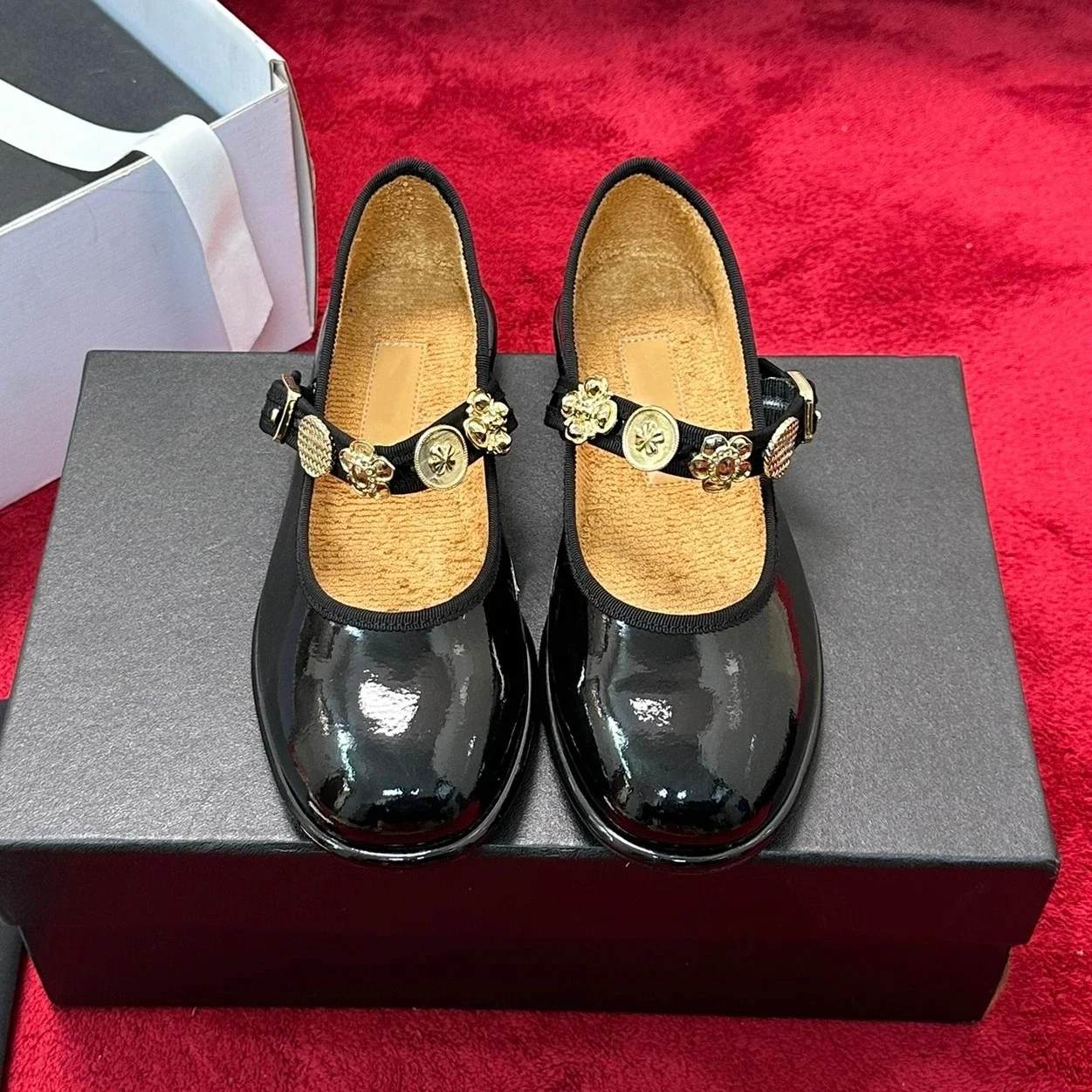 Mary Jane Women's Shoes Round Toe Shallow Mouth Badge Buckle Ballet Shoes Women's Grandma Single Shoes Casual Buckle Strap Shoes