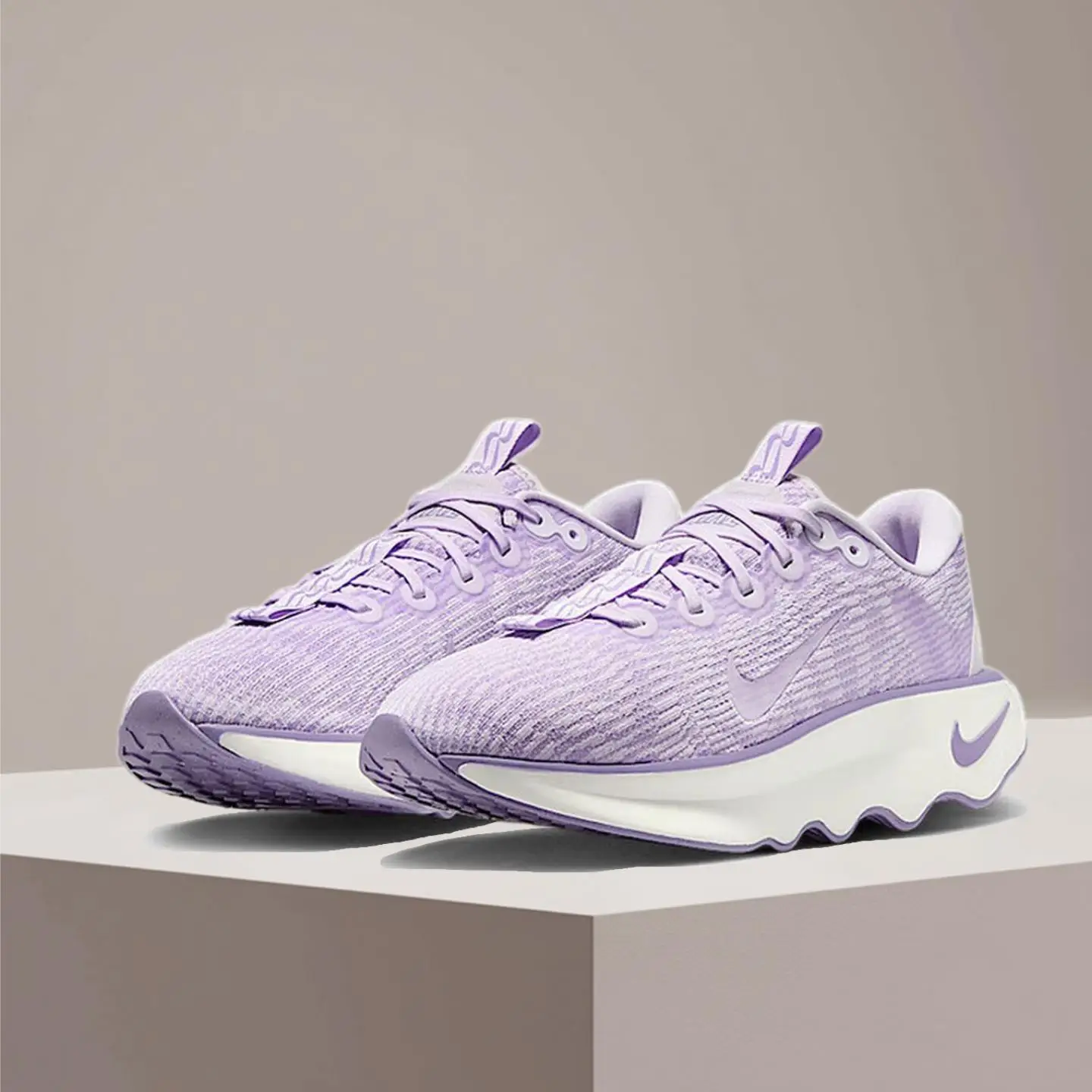 

Кроссовки Nike MOTIVA с противоскользящей, износостойкой и амортизирующей подошвой, белые и фиолетовые, с толстой подошвой, для повседневного бега, DV1238-502