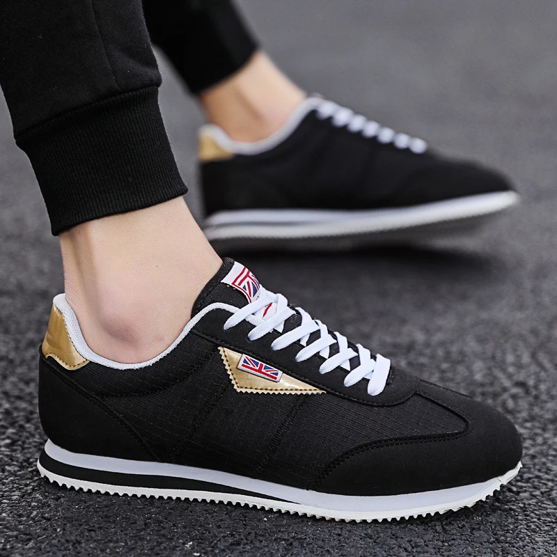 Hot Sale Casual Shoes Mens Lightweight Comfortable Sneakers Men Flats Shoes Breathable Fashion New Arrive Forrest Shoes Men