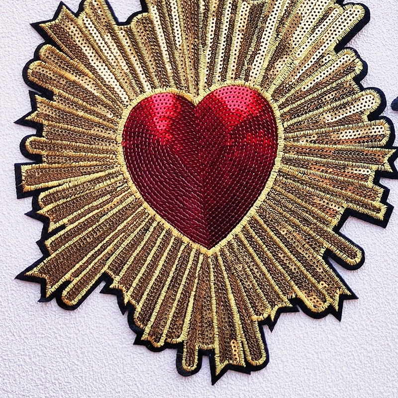 Large gold heart embroidery patch DIY polyester fiber sewing and ironing silver peach heart clothing accessories cloth patch