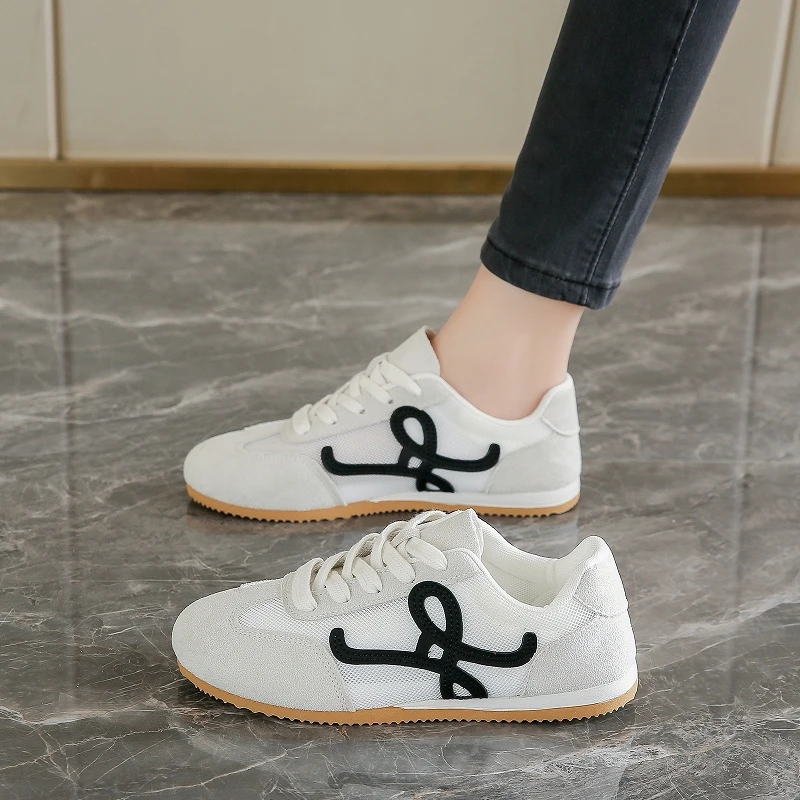 

Women's 2CM Flat Sole Lace Up Sneakers for Women Comfortable Casual Walking Shoes Non Slip Rubber Sole Daily Wear