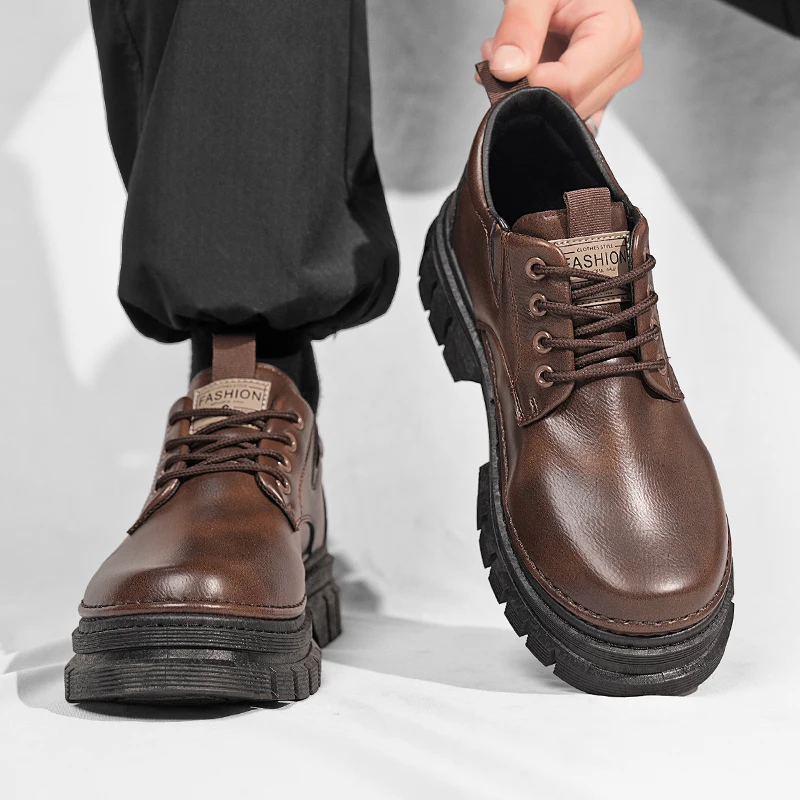 

Новые осенние мужские рабочие ботинки с низким берцем на толстой подошве, противоскользящие и прочные, универсальные и стильные, удлиняющие повседневные кожаные туфли