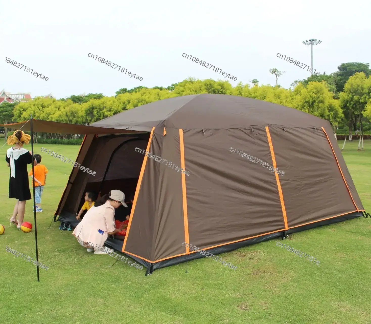 Tenda per famiglie con camera da letto grande, campeggio per il tempo libero, tenda grande antipioggia addensata 320X210X185CM