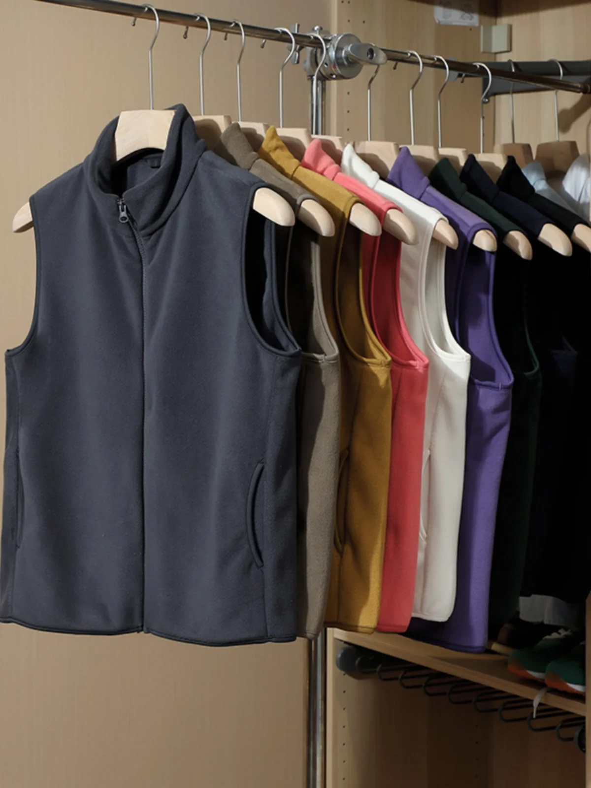 Double-Sided Fleece Lined Vest Unisex Autumn Winter Thickened Stand Collar Sleeveless Warm Coat for Couples in 11 Colors