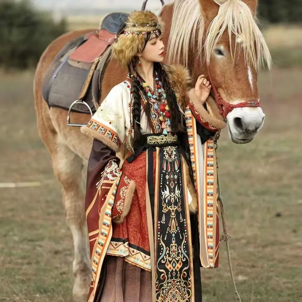 

National Style Tibetan Robe Autumn Winter Men Women Traditional Chinese Exotic Clothing Vintage Wedding Travel Photography Suit