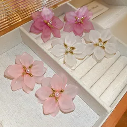 Sweet Acrylic Flower Petal Stud Earrings for Women Fashion Temperament Jewelry