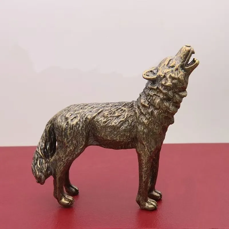 Solid brass grassland lone wolf statue tea pet desktop decoration