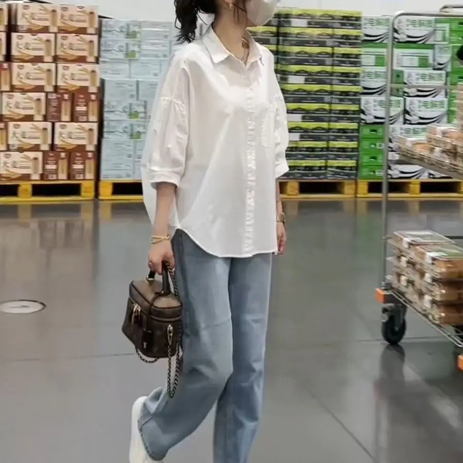 White 03