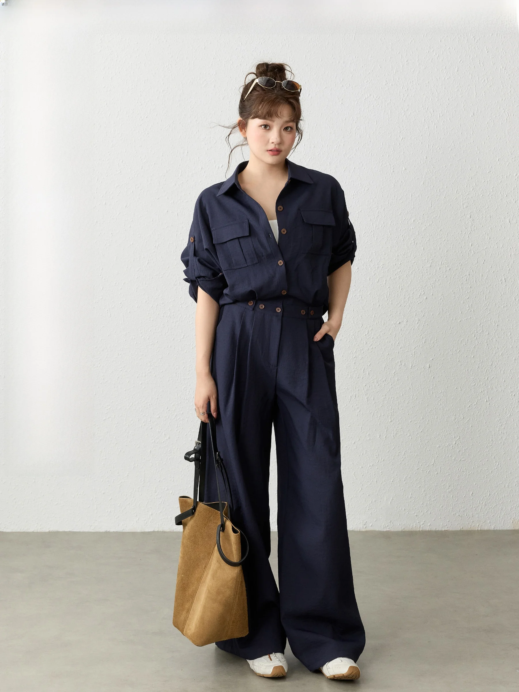 

Комбинезон Jiu Studio с высокой талией для полных девушек, длинные брюки, для работы и повседневной носки, из полиэстера, осенняя коллекция