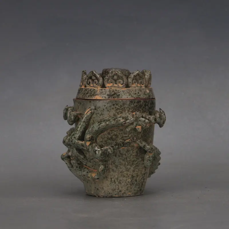 Song Bazhou Ware Celadon Glaze Carved Dragon Hand Pinched Covered Jar Spur Marks Antique Reproduction Porcelain Home Decor