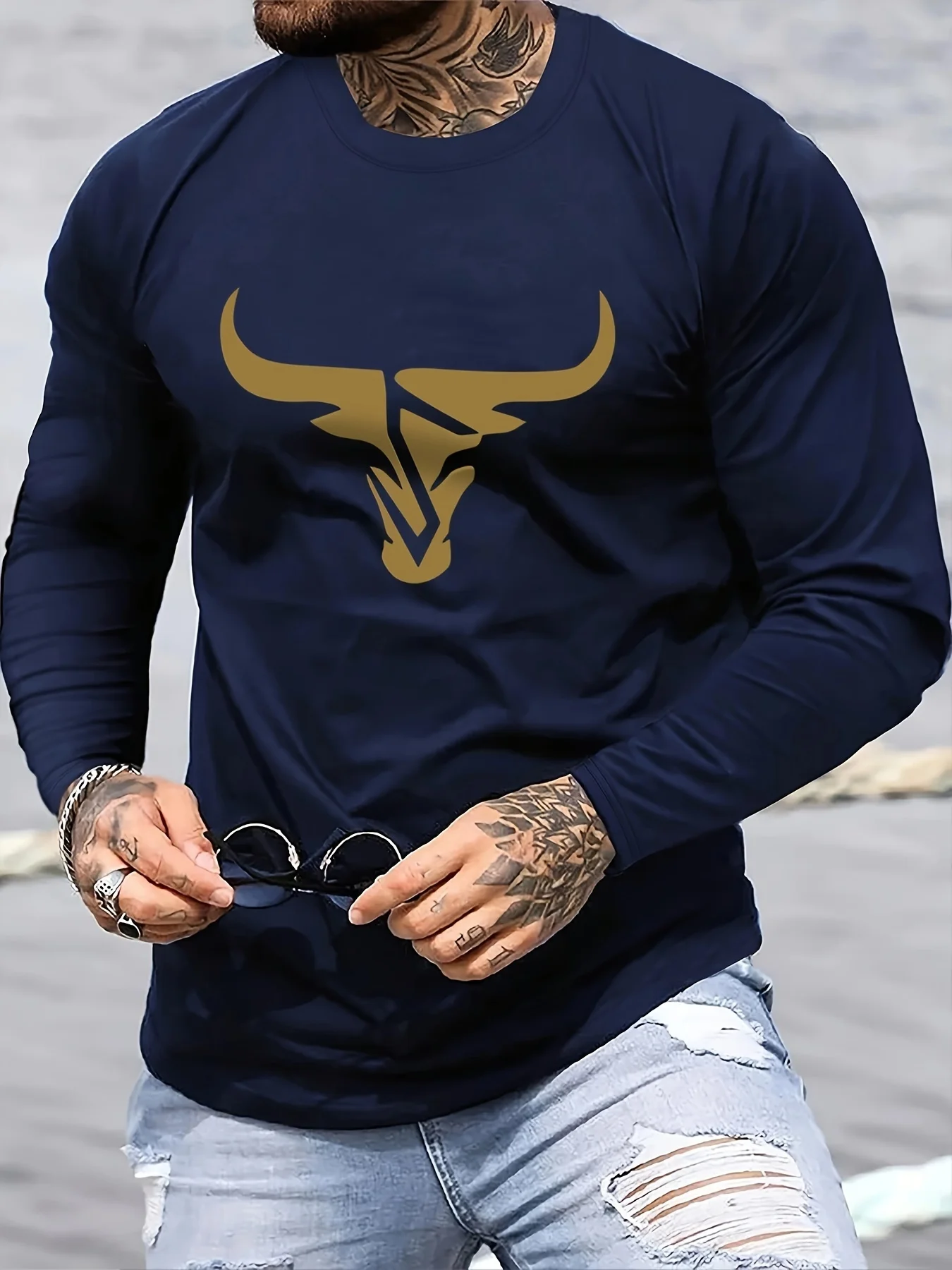 Men's 100% pure cotton loose fit plus size comfortable casual sports bull pattern printed round neck long sleeved T-shirt top