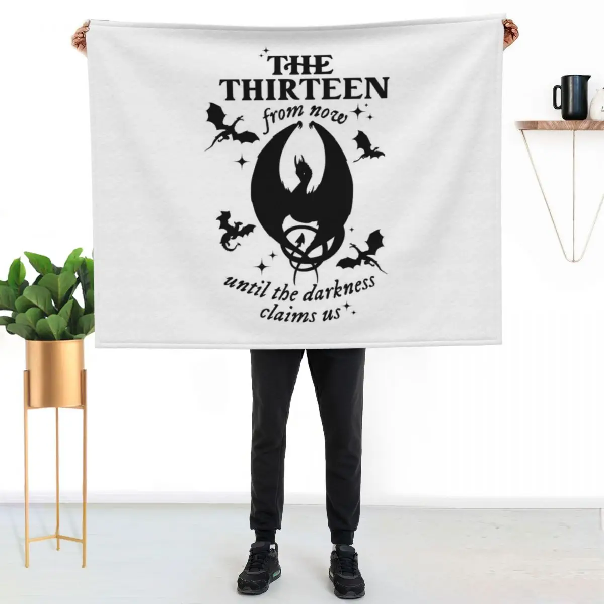 Manon Blackbeak, Manon, The Thirteen, Fireheart, Gift for her, Abraxos, Wyvern, Throne of Glass, Wyverns TOG Booki Throw Blanket