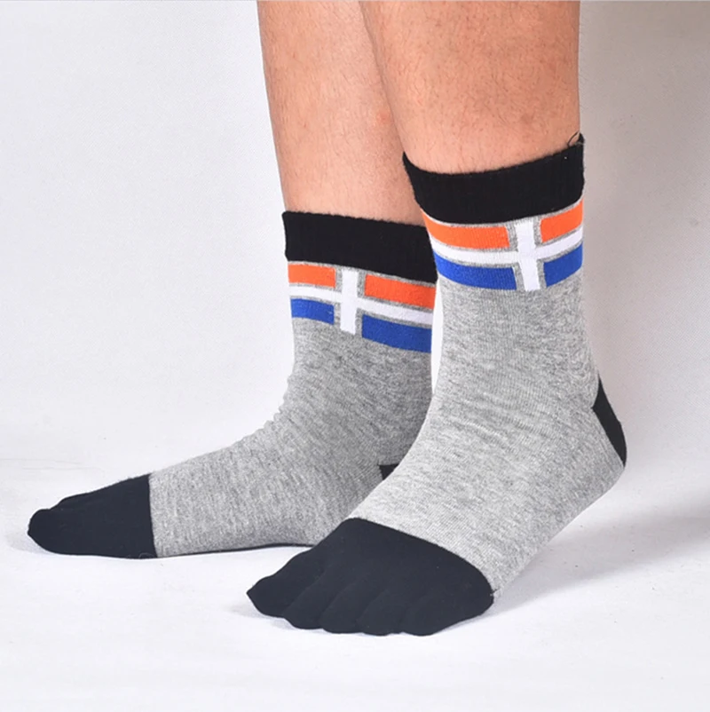 5 Pairs British Style Combed Cotton Five Finger Socks Mans Striped Comfortable Colorful Business Casual Socks with Toes Fashions