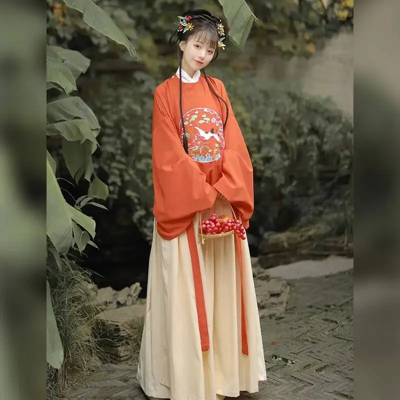 

Женская плиссированная юбка в китайском стиле династии Мин в китайском стиле Ханфу с круглым воротником, 4,5 метра, китайское платье с подолом юбки