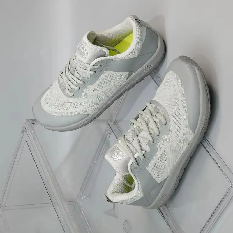 Summer Trail Running Shoes Men Women Breathable Sport Shoes Couples Wide Feet Training Shoes Unisex Designer Walking Shoe