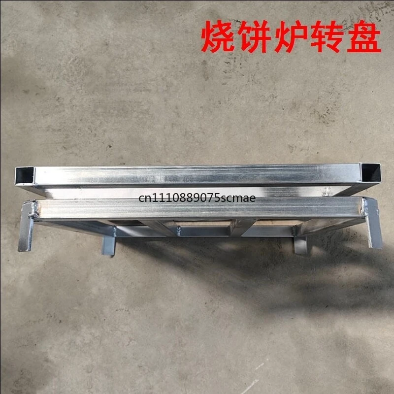 Special movable rotating turntable bracket for wooden barrel biscuit stove