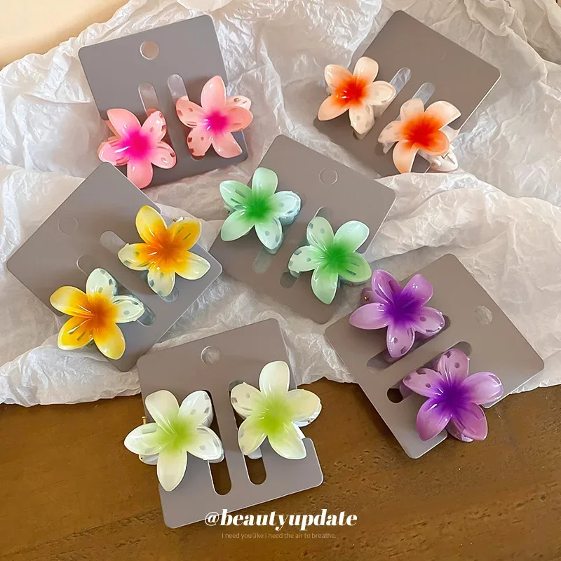 2 Pcs Mini Dopamine Gradient Acrylic Sunflower Flowers Hair Claws for Women Sweet Shark Clips Vacation New Head Accessories Sets