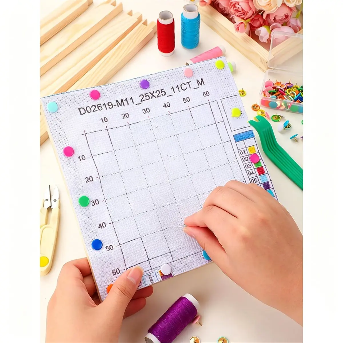 Suitable for Needlework, Wooden Canvas Stretcher with Tack Remover, Suitable for Embroidery Frameset with Handicrafts. A