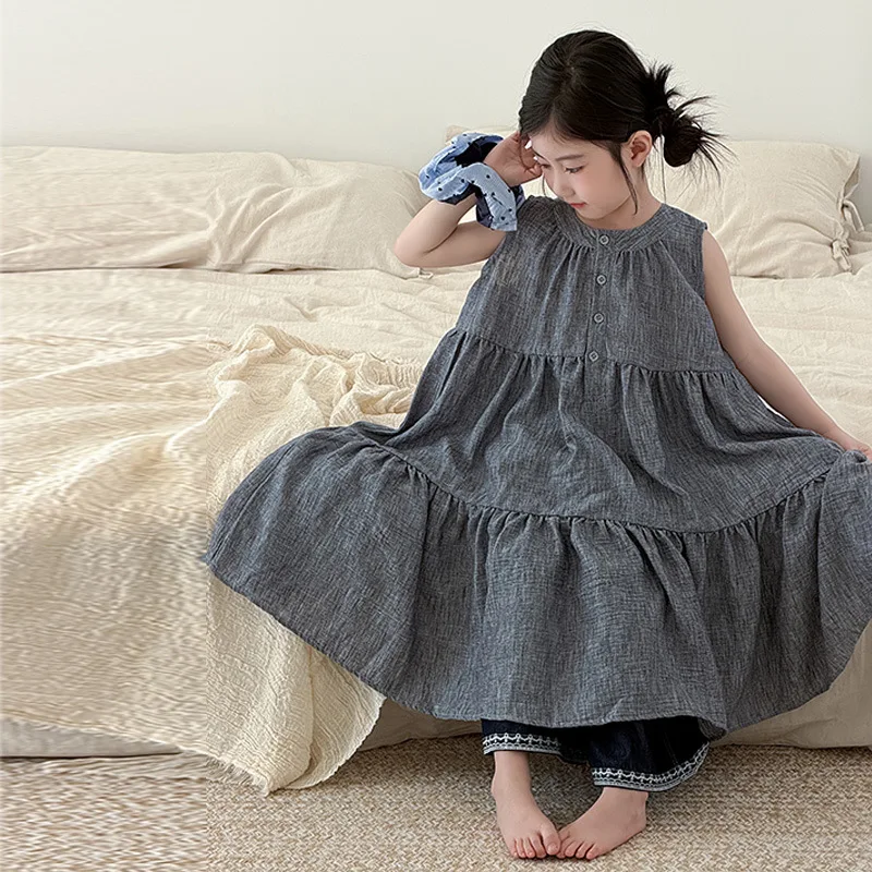 

Girls' Sleeveless Dress Two-piece Set 2026 Spring and Summer Simple and Thin Trousers Embroidered Jeans Set